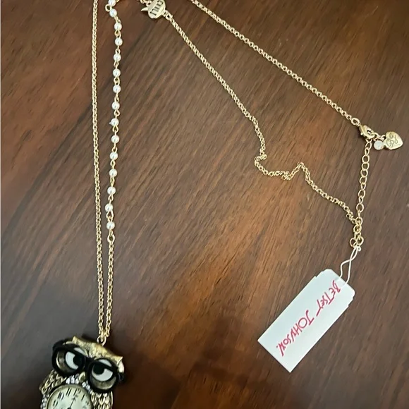 Betsy Johnson Owl Pendant Necklace.Black & Silver.Brand new with tags. - Picture 3 of 10